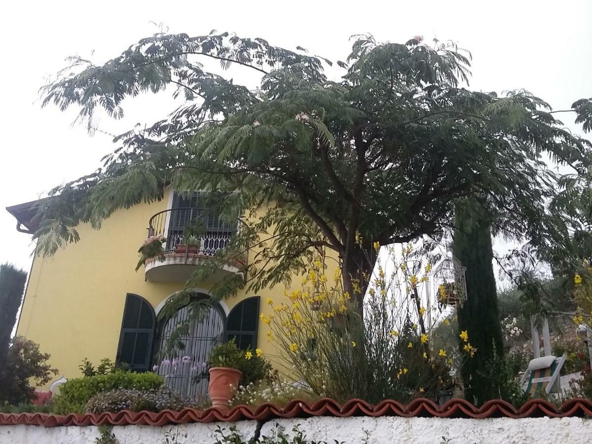 Villa Anna Torria Екстериор снимка